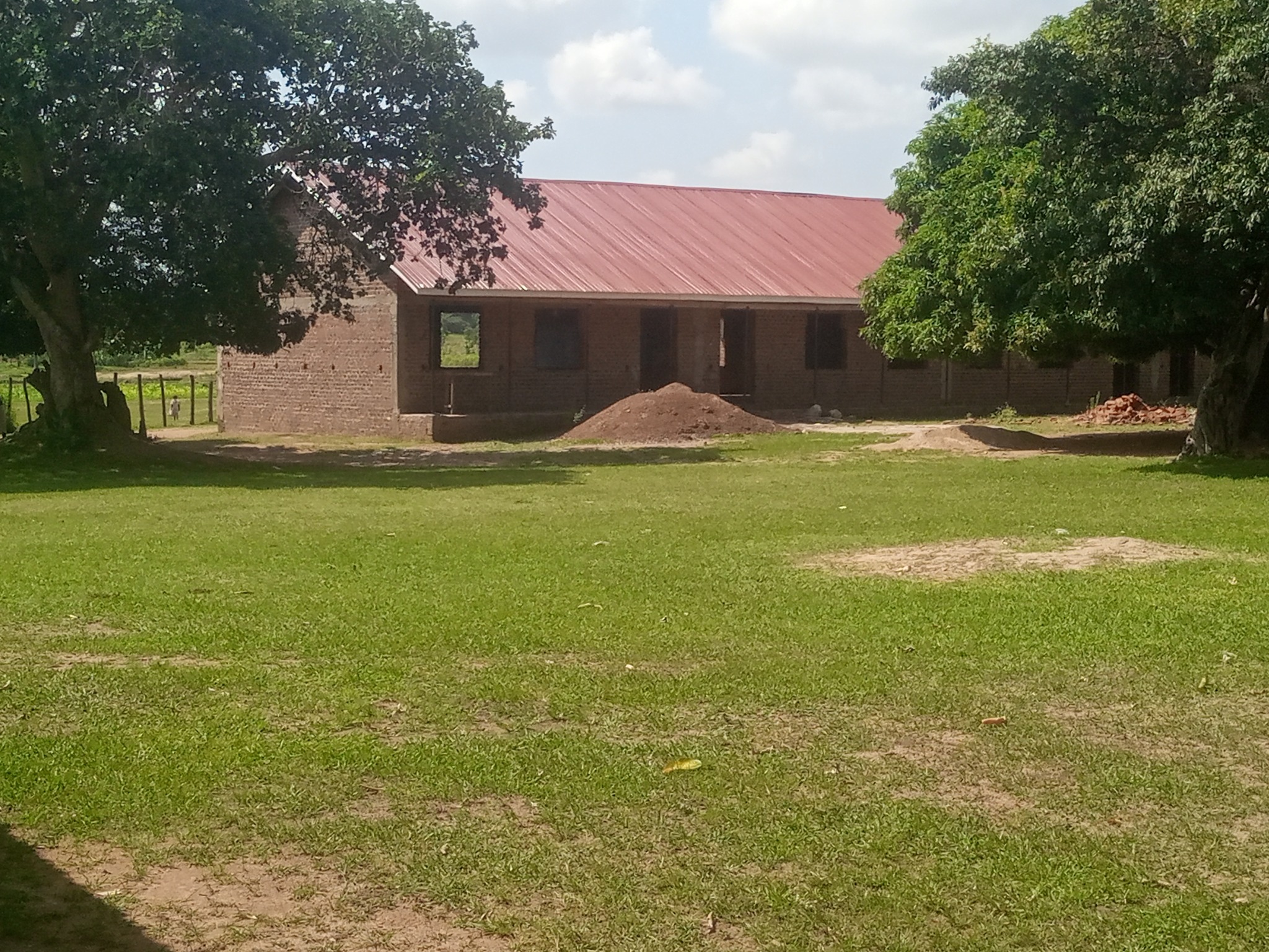 New classroom block under construction